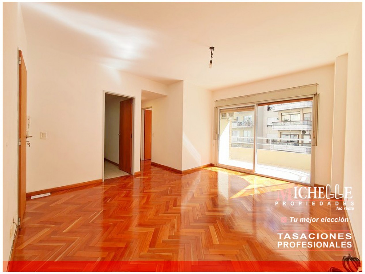 Semipiso con Mucho Sol - Cochera Fija y Cubierta - Balcon aterrazado - Lavadero Propio